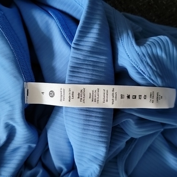 *** SOLD *** Lululemon Base Pace high-rise Ribbed Tight 25" - Size 4 - Picture 7 of 8